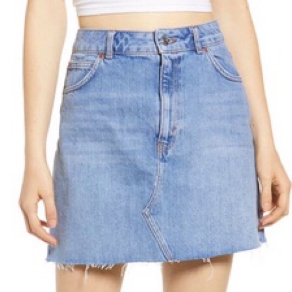 Topshop Moto Denim Mini Skirt Frayed Hem Size 10